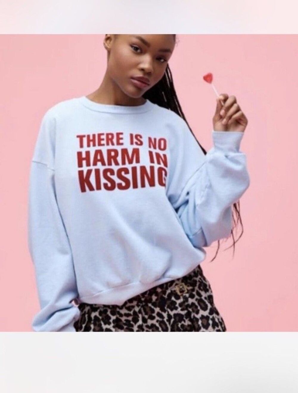Daydreamer No Harm In Kissing Baby Blue Crew Sweatshirt S/M NWT